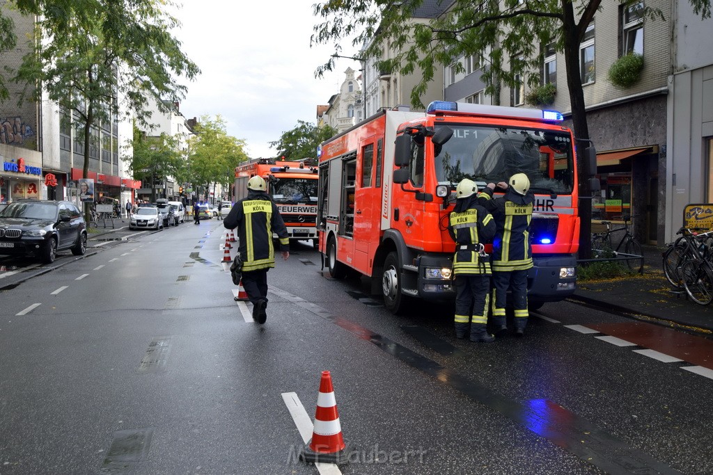 Feuer 2 Koeln Nippes Neusserstr P071.JPG - Miklos Laubert